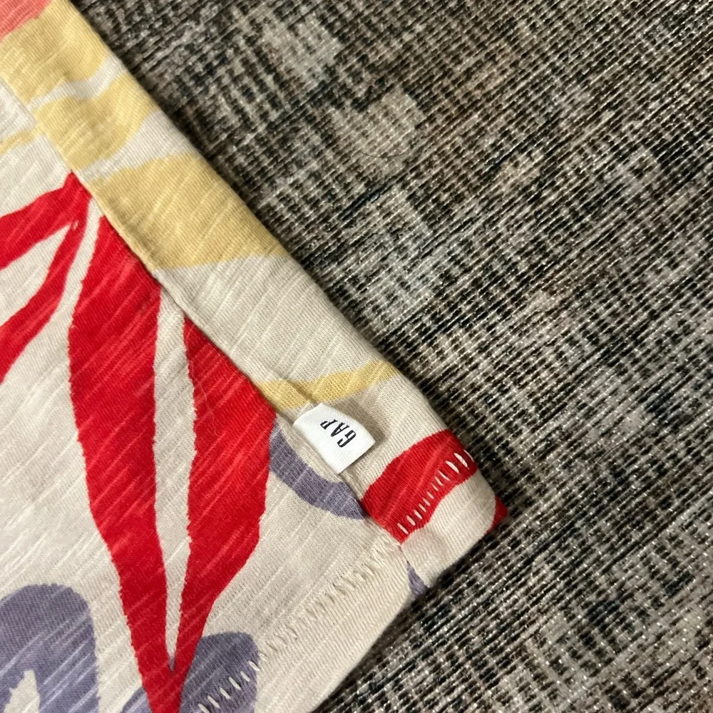 GAP Kids Organic Cotton One Pocket Floral T-Shirt XXL